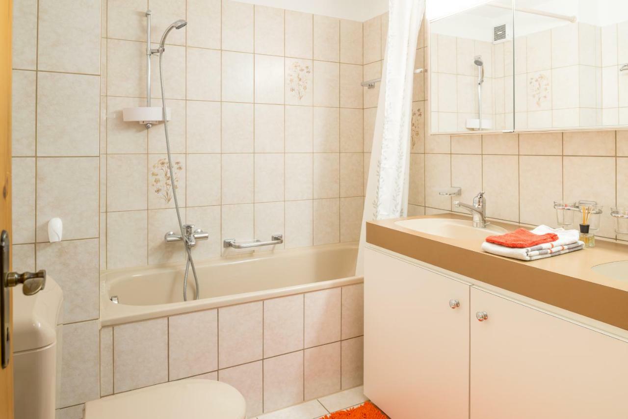 Casa Sur Plaun - 3.5 Zimmerwohnung Sagogn Esterno foto