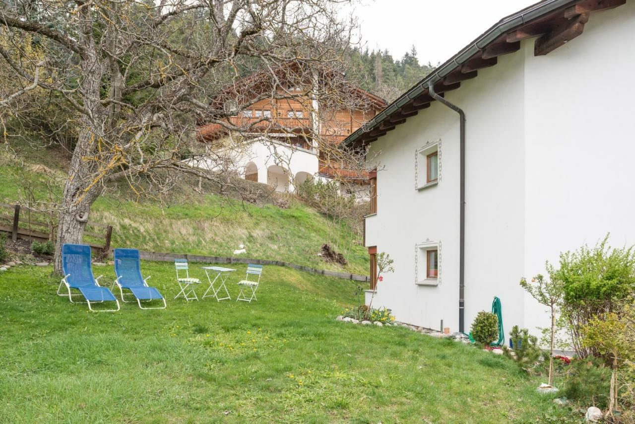 Casa Sur Plaun - 3.5 Zimmerwohnung Sagogn Esterno foto