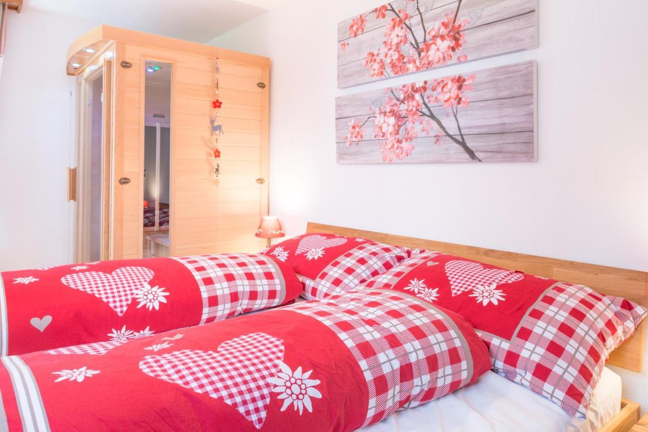 Casa Sur Plaun - 3.5 Zimmerwohnung Sagogn Esterno foto